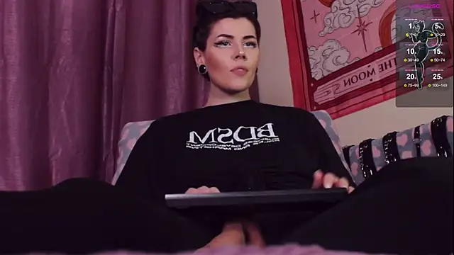 Snapshot of Luna_Blake chatting on March 16, 7:27 pm Luna Blake online show from March 16, 7:27 pm