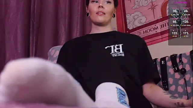 Snapshot of Luna_Blake chatting on March 19, 7:17 pm Luna Blake online show from March 19, 7:17 pm