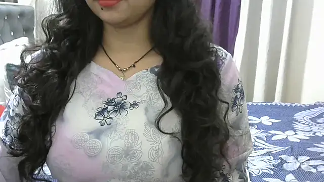 cutebengaligirl online show from February 2, 12:19 am