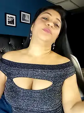 Lashmy111 online show from January 18, 9:13 pm