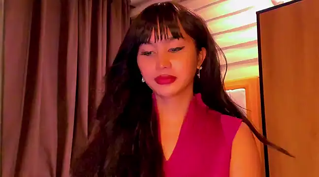 YOURCRISTINAS online show from March 15, 9:30 am