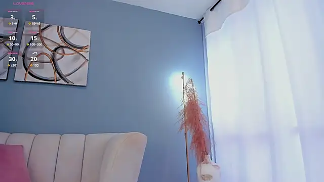 BrookeMiller online show from March 18, 5:42 pm