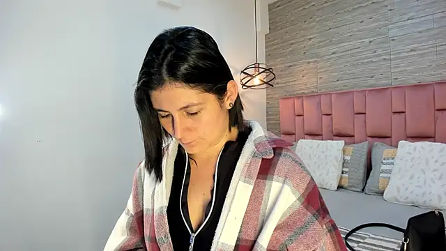 SarahDeyvis online show from February 8, 1:44 pm