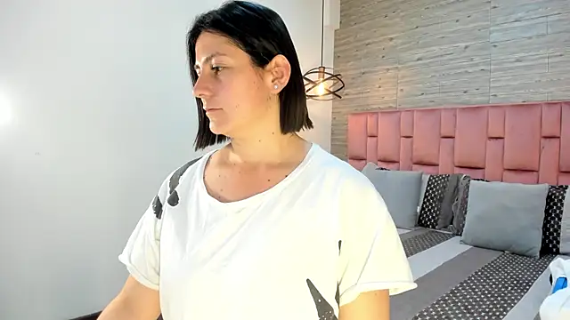 SarahDeyvis online show from February 21, 7:32 pm