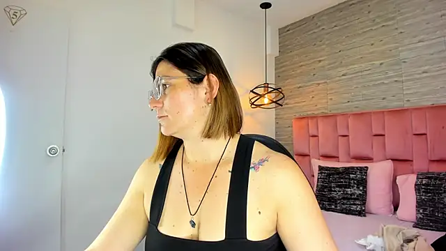 SarahDeyvis online show from September 11, 4:51 pm