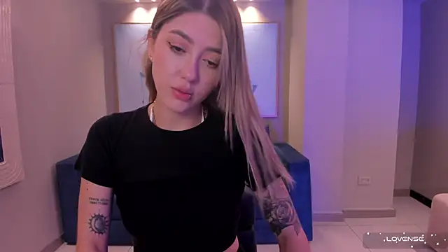 EveBensonX online show from February 9, 12:30 pm