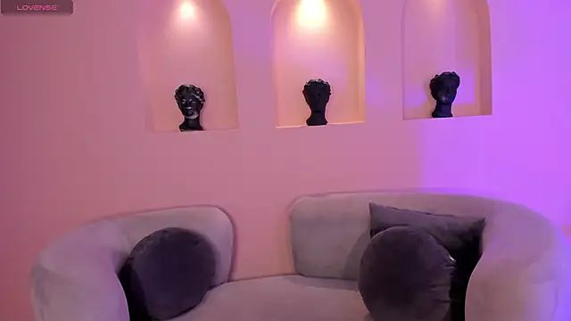 EveBensonX online show from February 16, 12:43 pm