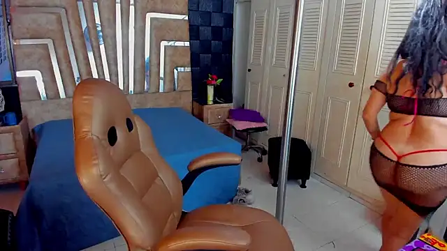 cute sassy online show from March 9, 2:39 am