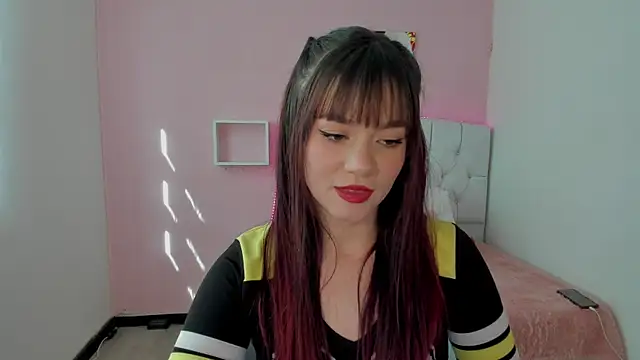 18candys online show from December 16, 8:37 pm