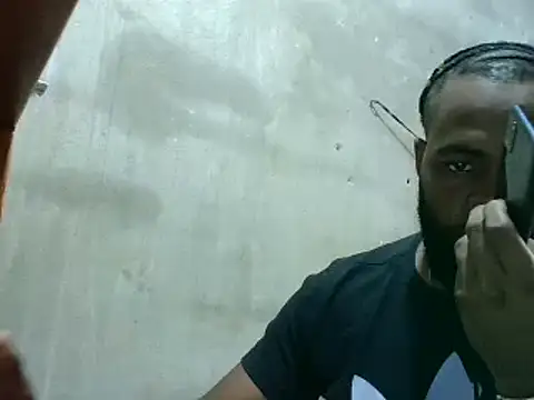 Snapshot of 2ocmaxi chatting on February 5, 6:15 pm 2ocmaxi online show from February 5, 6:15 pm