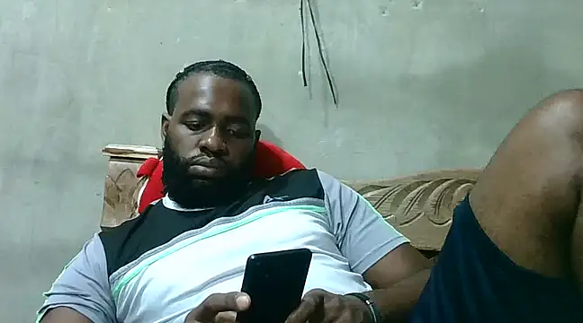 Snapshot of 2ocmaxi chatting on February 9, 10:11 pm 2ocmaxi online show from February 9, 10:11 pm