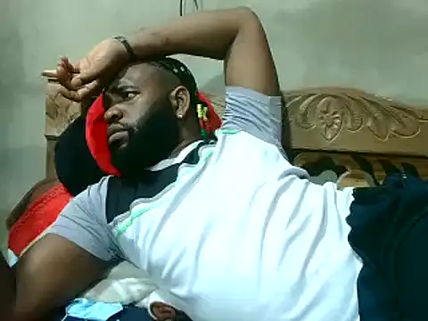 Snapshot of 2ocmaxi chatting on February 10, 1:14 am 2ocmaxi online show from February 10, 1:14 am