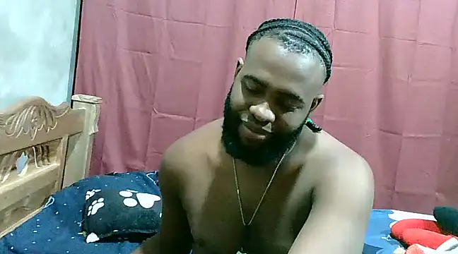 Snapshot of 2ocmaxi chatting on February 14, 3:11 am 2ocmaxi online show from February 14, 3:11 am