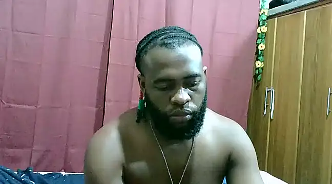 Snapshot of 2ocmaxi chatting on February 15, 7:27 am 2ocmaxi online show from February 15, 7:27 am