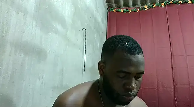 Snapshot of 2ocmaxi chatting on March 3, 7:49 pm 2ocmaxi online show from March 3, 7:49 pm