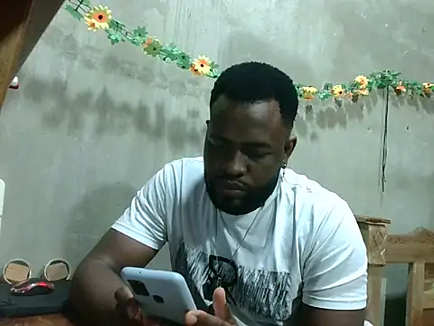 Snapshot of 2ocmaxi chatting on September 8, 11:59 pm 2ocmaxi online show from September 8, 11:59 pm