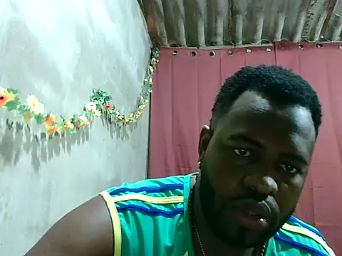 Snapshot of 2ocmaxi chatting on October 4, 7:12 pm 2ocmaxi online show from October 4, 7:12 pm