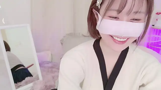 Snapshot of Yuu__k chatting on January 24, 2:08 pm Yuu k online show from January 24, 2:08 pm