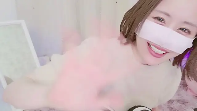 Snapshot of Yuu__k chatting on February 1, 12:05 pm Yuu k online show from February 1, 12:05 pm