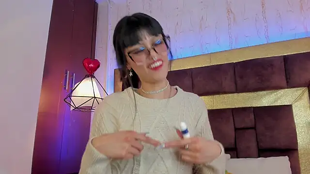  Jessy Moon  online show from December 31, 7:40 pm