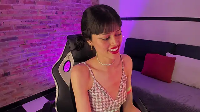  Jessy Moon  online show from February 8, 7:38 pm