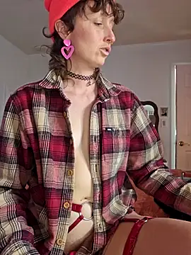 mossy kiss online show from February 13, 6:48 pm