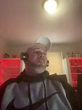 Cristian-Brayan online show from February 9, 1:35 pm