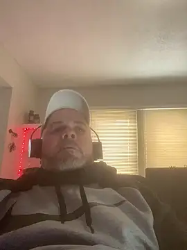 Cristian-Brayan online show from February 9, 4:40 pm