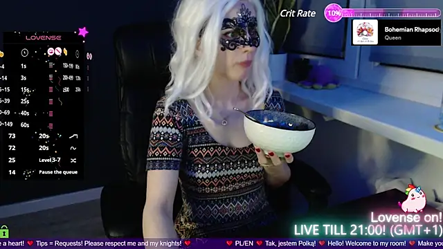 strawberry muffin online show from January 14, 7:21 pm