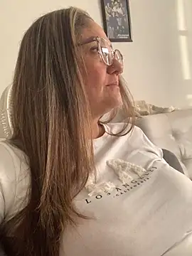 gabiTetas online show from December 15, 8:15 pm