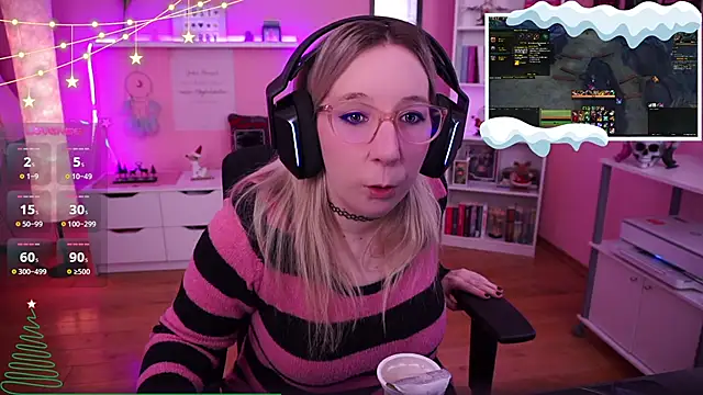 Snapshot of JustKerry chatting on December 3, 12:06 pm JustKerry online show from December 3, 12:06 pm