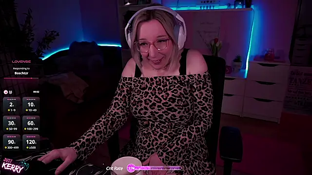 Snapshot of JustKerry chatting on December 30, 9:37 am JustKerry online show from December 30, 9:37 am