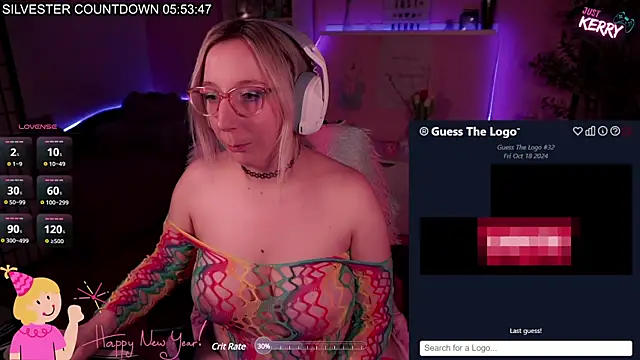 Snapshot of JustKerry chatting on December 31, 5:07 pm JustKerry online show from December 31, 5:07 pm