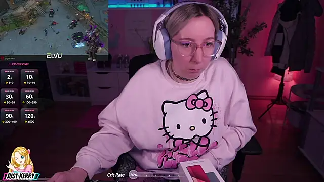 Snapshot of JustKerry chatting on January 10, 1:20 pm JustKerry online show from January 10, 1:20 pm