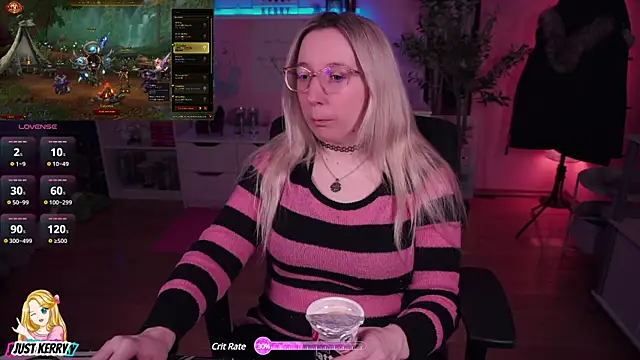 Snapshot of JustKerry chatting on January 13, 1:06 pm JustKerry online show from January 13, 1:06 pm