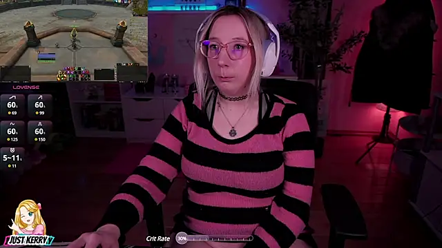 Snapshot of JustKerry chatting on January 14, 12:56 pm JustKerry online show from January 14, 12:56 pm