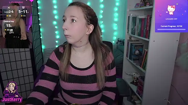 Snapshot of JustKerry chatting on September 30, 8:08 am JustKerry online show from September 30, 8:08 am