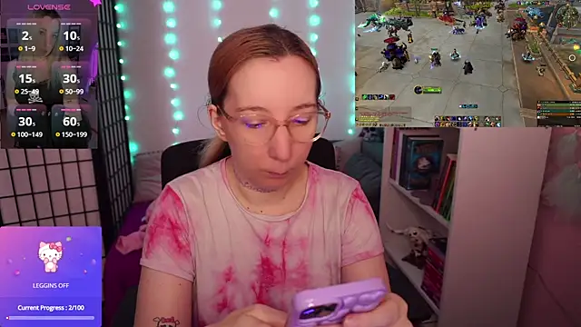 Snapshot of JustKerry chatting on October 1, 7:58 am JustKerry online show from October 1, 7:58 am