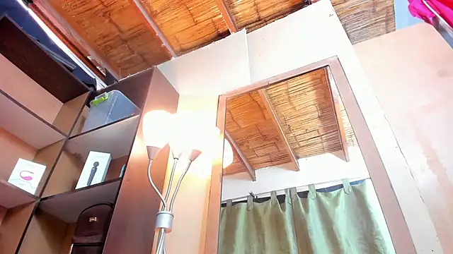 iriss 25 online show from March 12, 3:07 pm