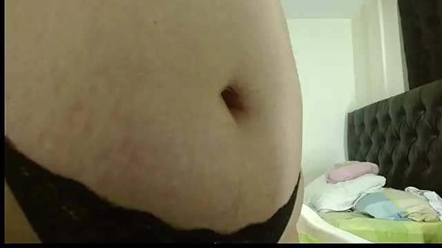 anawatson online show from December 4, 6:06 pm