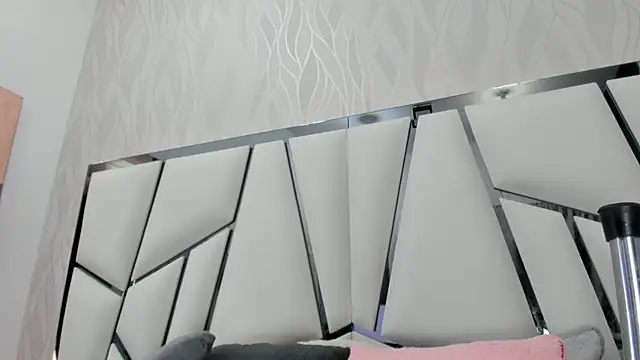 kimberly7  online show from February 4, 11:49 am