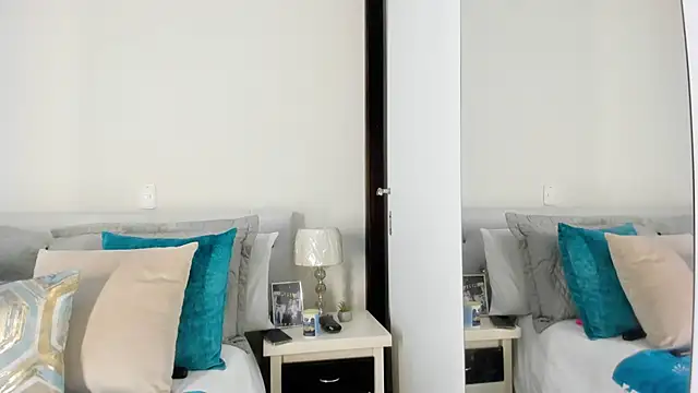 rachel evansxx online show from February 25, 8:19 pm