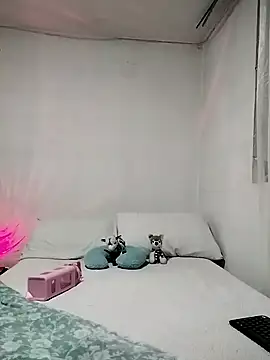 katha steele  online show from January 15, 9:35 am