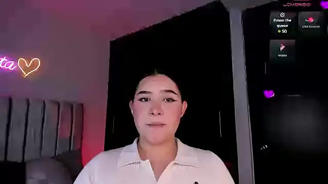 Snapshot of daniela_hornny chatting on January 17, 3:34 am daniela hornny online show from January 17, 3:34 am