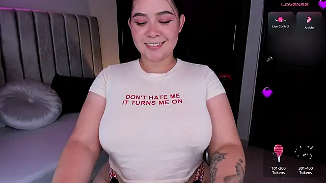 Snapshot of daniela_hornny chatting on February 21, 3:34 am daniela hornny online show from February 21, 3:34 am