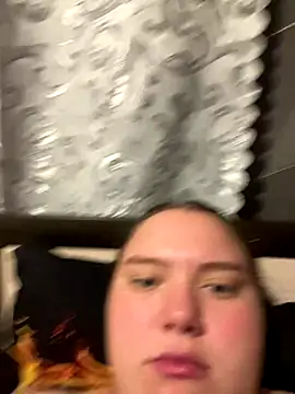 Snapshot of Comprom1se chatting on September 17, 7:48 pm Comprom1se online show from September 17, 7:48 pm