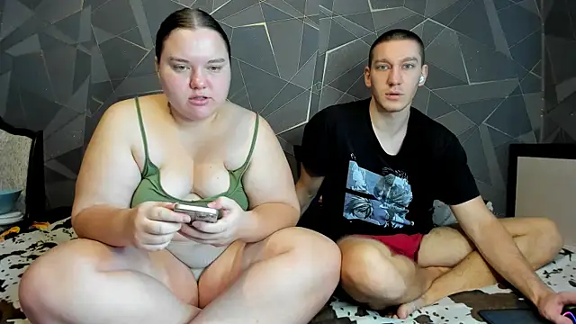 Snapshot of Comprom1se chatting on October 27, 11:03 am Comprom1se online show from October 27, 11:03 am