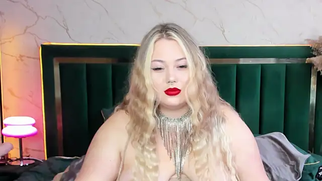 Snapshot of rosal1a chatting on October 1, 10:10 am rosal1a online show from October 1, 10:10 am