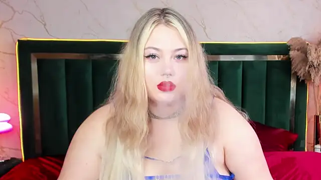 Snapshot of rosal1a chatting on October 2, 7:37 am rosal1a online show from October 2, 7:37 am