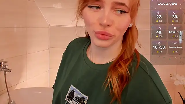 Snapshot of Phoenix_Margo chatting on September 17, 3:41 am Phoenix Margo online show from September 17, 3:41 am